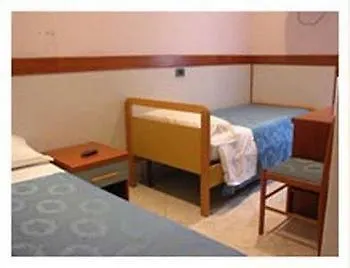 Hotel Rubino Roma 2*,  Italia