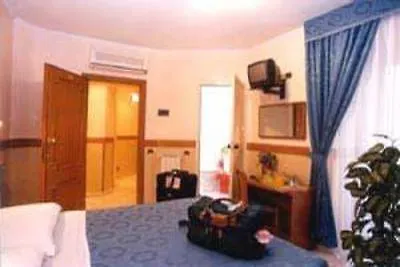 Hotel Rubino Roma 2*,  Italia